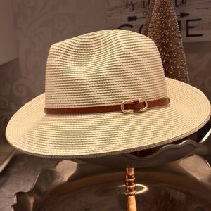 Lucky Brand Cream Straw Fedora with Brown Leather Band